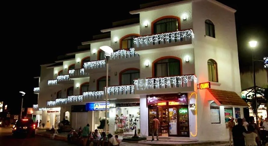 ****  Clara 5Th Avenue Hotel Playa del Carmen México